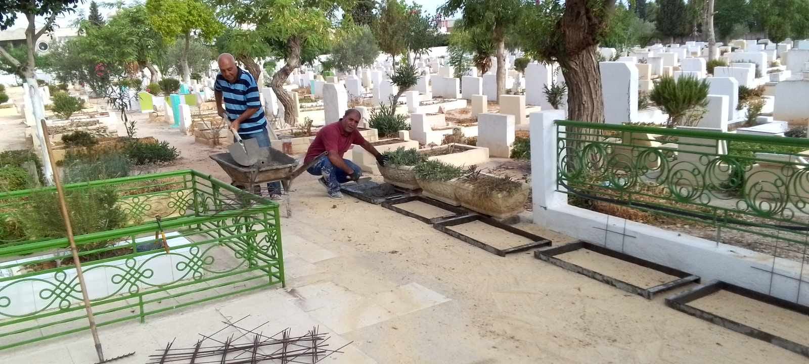 حملة تبرع لبناء ” لحود القبور “